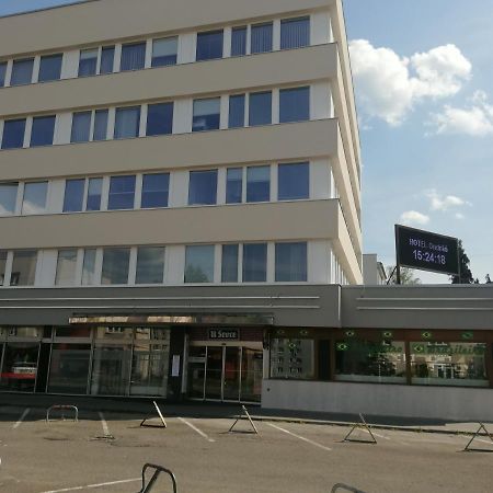 Hotel Ondras Zlin Ngoại thất bức ảnh