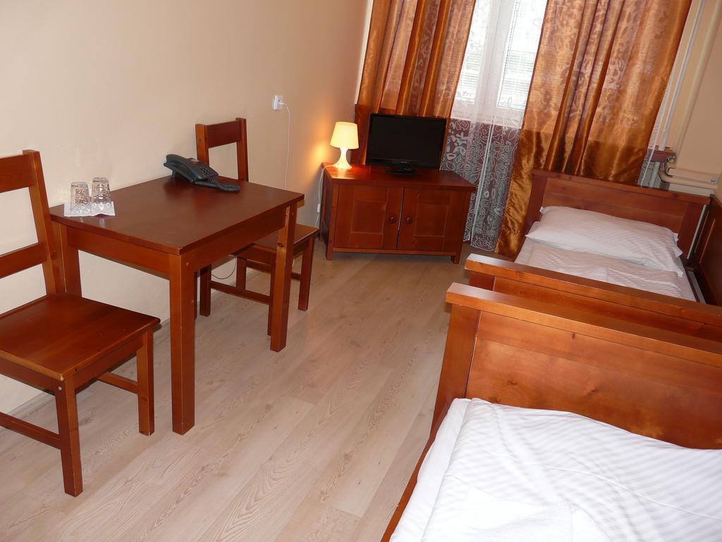 Hotel Ondras Zlin Phòng bức ảnh