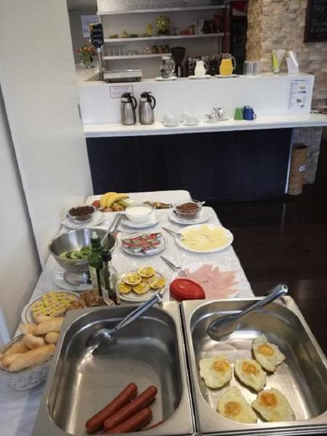 Hotel Ondras Zlin Ngoại thất bức ảnh